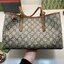 Top ORI หนังแท้ | GUCCI GG Emblem medium tote bag 30cm / GUCCI Tote Bag กระเป๋าสะพายทรงโท้ท คอลเล็กชั่นใหม่ตีความประวัติศาสตร์แห่งความสง่างามและงานฝีมือของแบรนด์ขึ้นใหม่