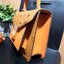 M.C.M SMALL PATRICIA SATCHEL IN VISETOS รุ่นที่สาวๆต่างถามหา!! ต้องไอเท็มนี้เลยจ้า กระเป๋าถือ/สะพาย ทรงสวยหรู เหมาะกับทุกๆโอกาส ดีไซน์ออกมากึ่งเป็นทางการ แต่ใช้งานได้ทุกสไตล์ วัสดุหนังแคนวาสคุณภาพดีสลับหนังแท้ เปิด-ปิดด้วยตัวกดล็อคอะไหล่ทอง ภายในกระเป๋าแบ
