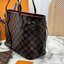 TOP ORI หนังแท้ | LV Neverfull PM bag Monogram Canvas กระเป๋าสะพายทรงโท้ท PM ดีไซน์คลาสสิกเหนือกาลเวลาเข้ากับดีเทลที่สืบทอดมายาวนาน Monogram แคนวาสแต่งขอบหนัง ดีไซน์พื้นที่ด้านในกว้างทว่าดูเพรียวบาง