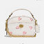 COACH LUNCHBOX TOP HANDLE WITH HEART PRINT ((C3920)) พร้อมส่งความน่ารักที่ไทย ตามมาติดๆค่ะ!! กระเป๋าสะพายข้างหรือแบบหิ้วออกงานเกร๋ๆได้เลยค่ะ หนังแท้อย่างดีสวยงามมากค่ะ ❤️จุดเด่นของรุ่นคือปริ้นลายหัวใจแบบ3D ทั้งใบ