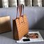 M.C.M Klassik Tote in Visetos พร้อมส่งที่ไทย กระเป๋าโท้ท ดีไซน์คลาสสิค ใช้ได้ในทุกโอกาส สะพายไปเรียน ไปทำงาน เหมาะทุกลุค มาพร้อมสายสะพายข้าง ไม่ใช้ก็ถอดออกถือช้อปปิ้งเก๋ๆได้ ด้านหน้ามีห่วงสำหรับห้อยพวงกุญแจสวยๆได้ วัสดุหนังแคนวาสคุณภาพดี ปากกระเป๋าม