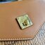 M.C.M ESSENTIAL CROSSBODY IN VISETOS กระเป๋าสะพายข้าง สวยอยู่ทรง ดีไซน์ไม่ซ้ำใคร มาพร้อมสายสะพายถึง 2 แบบ ปรับเปลี่ยนใช้ได้ไม่มีเบื่อ วัสดุหนังแคนวาสสลับหนังแท้ เปิด-ปิดกระเป๋าด้วยตัวบิดล็อคแน่นหนา ด้านหลังมีช่องเก็บบัตรได้ ภายในโล่งกว้าง แบ่งสัดส่วน เป็น