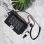 สินค้าเข้าใหม่ล่าสุดเลยค่า KEEP analog chain bag สวย หรู มากๆ เลยค่า กระเป๋าทรงboy ลายปัก analog ตามแบบฉบับแบรนด์ สวยงามมากคะ ขนาดกำลังดี หนังสวยสุดๆ สายโซ่ มีที่รองไหล่ สะพายสบายคะ สายปรับ สั้น ยาวได้คะ เข้ากับชุดได้ง่ายมากๆ ใบนี้รับประกันความสวยคะ ดีต่อ