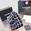 CHANEL Tweed Flap Bag 25cm ลุคคุณหนูไม่ควรพลาด Collection นี้เลย ลวดลายบนกระเป๋าแบบกราฟฟิคมีเท็กเจอร์ ทำให้กระเป๋าดูมีราคามากยิ่งขึ้น สะพายใช้งานได้หลายโอกาส ไม่ว่าจะไปเที่ยวหรือไปงานเลี้ยงสังสรรค์ก็เหมาะสมเป็นอย่างยิ่งเลยค่ะ