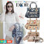 DIOR WOMEN MEDIUM LADY D-LITE BAG VIP GIFT WITH PURCHASE (GWP) พรีเมี่ยมกิ้ฟ Limited Edition จาก DIOR DUTYFREE COUNTER วัสดุหนังแท้ Calfskin หุ้มด้วยผ้า Cannage อีกชั้นและปักลวดลาย 'Dior Palm' กระเป๋า Lady D-Lite ผสมผสานความสง่างามและคลาสสิกที่เ