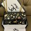 CHANEL ! Chanel Black Quilted Leather Limited Edition Lucky Charm Reissue Classic Bag กระเป๋าทรงคลาสสิคมาใหม่จาก Chanel วัสดุหนังแกะนิ่มกึ่งสังเคราะห์ ดีไซต์เป็นเอกลักษณ์ที่น่าจดจำ ด้านหน้าตกแต่งด้วยรูปสัตว์สิ่งของนำโชค อะไหล่ทอง มาพร้อมสายสะพายโซ่ทักทอเป