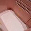 Chanel camellia vanity case bag พลาดไม่ได้เลยกับคอลสุดแซ่บ ดีไซน์ใหม่ 2023 นอกจากความคลาสสิคของรูปทรง ตัวอะไหล่ก็ยังปรับเพิ่มดีเทลความหรู ด้วยการใช้รูปดอกคามิเลียเอกลักษณ์มาเป็นตัวชูความแพง