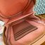 OUTTLET 】Tory burch kira chevron n/s crossbody bag กระเป๋าสำหรับใส่มือถือหรือของจุกจิกต่างๆ ได้กลายมาเป็นแฟชั่นสุดร้อนแรงแห่งปี คอลเลคชั่นนี้ออกมาเพื่อเอาใจสาวๆโดยเฉพาะ สีสันสุภาพเพื่อให้แมทช์กับสีสันของเสื้อผ้า ได้ง่าย ภายในยังสามารถแบ่งสันปันส่วนไว้สำหร