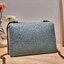 TORY BURCH LIMITED-EDITION SHOULDER BAG รุ่นลิมิเต็ด กับกระเป๋าสะพายไหล่ทรงผู้ดี ที่ผลิตมาในจำนวนจำกัด โดดเด่นด้วยอะไหล่ทองคลาสสิคหรูหรา