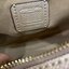 COACH BENNETT CROSSBODY IN SIGNATURE CANVAS กระเป๋าสะพายข้าง รุ่นหมอนไร้หูในตำนาน!! คัมแบคจ้า กลายเป็นรุ่นที่ตามหากันไปแล้วน้า ด้วยทรงที่คลาสสิค บวกดีไซน์เรียบแต่แฝงความหรู ใครๆก็หลงรักแหละ!! ดูออก!! วัสดุหนังแคนวาสเคลือบคุณภาพดี เปิด-ปิดด้วยซิป มาพร้อมสา