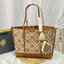 OUTLET 】หลงรักใบใหญ่ ได้ไปไม่ผิดหวังแน่นอนจร้าา😘 TORY BURCH T MONOGRAM JACQUARD TOTE BAG กลับมาอีกครั้ง พร้อมสีออกใหม่! พร้อมส่งค่ะ! กระเป๋าหิ้ว//สะพายไหล่ ใบใหญ่ แต่น้ำหนักเบา วัสดุJacquardทอลายแบรนด์+หนังแท้ ได้ลงตัวและร่วมสมัยมากๆค่ะ มีป้ายอะไห