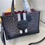 พร้อมส่ง 4ลาย 🌈ไม่มีในช๊อปไทยจร้าา😘 COACH DEMPSEY CARRYALL IN SIGNATURE JACQUARD WITH STRIPE AND COACH PATCH (C2826,C1527,C4113) พร้อมส่งความสวย! คุณภาพจัดเต็มค่ะ กระเป๋าทรงTote วัสดุ Jackquard+หนังแท้ ได้ลงตัวสวยงาม ด้านหน้ามีโลโก้แบรนด์ว