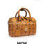 M.C.M ESSENTIAL BOSTON BAG IN VISETOS กระเป๋าถือ/สะพายข้าง ทรงหมอน สวยโดดเด่น ทรงสวยยอดนิยม มาพร้อมพวงหนังห้อย และสายรัดเก็บหูจับ วัสดุหนังแคนวาสคุณภาพดี เปิด-ปิดด้วยซิป ภายในเป็นหนังกลับ โล่งกว้าง ใส่ของได้เยอะ กระเป๋าสตางค์ โทรศัพท์ ของจุกจิกต่างๆ สบาย!