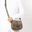 OUTLET 】COACH C2805 GEORGIE SADDLE BAG ใบงาม น้องน่ารัก สุดเรียบหรู เลยทีเดียว วัสดุหนังpebble ตัวกระเป๋าหนังแท้ ตรงกลางตัดกำมะหยี่เพิ่มความหรูหราอย่างลงตัว ภายในกระเป๋ามีช่องเอนกประสงค์กระดุมแป๊ก ซับในผ้า ด้านนอกกระเป๋าเปิด สายสะพายถอดปรับระดับ สำหรับสะพ