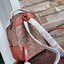 Coach Campus Backpack In Signature (Small) สาว ๆ คนไหนที่ชอบพกของเยอะและต้องการกระเป๋าที่ให้ความคล่องตัว ทะมัดทะแมง ใบนี้แนะนำเลยคะ ขนาดกำลังดี มีความหรูหราตามสไตล์ของ Coach ด้วยผ้าแคนวาสพิมพ์ลายเอกลักษณ์ของแบรนด์ มาพร้อมกับช่องซิปด้านหน้า เหมาะสำหรับจัดเ