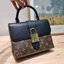 LV LOCKY BB MONOGRAM กระเป๋าสะพายข้าง ดีไซน์หรู ใหม่ล่าสุด สวยถึงบ้านได้ก่อนใคร มีใช้เลิศๆทันปีใหม่แน่นอน คุ้มที่สุด โดดเด่นด้วยอะไหล่ดัมมี่รูปกุญแจสีทอง วัสดุหนังแคนวาสสลับหนังแท้ มีหูจับในตัว เปิด-ปิดด้วยประดุมแม่เหล็ก ภายในโล่งกว้าง มาพร้อมสายสะพาย ปรั