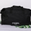 Chanel Authentic VIP Gift Bag Duffle Gym Travel สินค้าเป็นของแท้ รุ่นใหม่ จากเค้าเตอร์เครื่องสำอาง/น้ำหอมของแบรนด์- Chanel vip gift bag ของแท้ 100% ใช้เป็นกระเป๋าเดินทาง/ไปฟิตเนส ไปยิมหรือต่างจังหวัดได้สบายเลยค่ะ หัวซิปปั้มโลโก้ ด้านในเป็นช่องกว้าง และช่อ