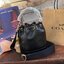 COACH DEMPSEY BUCKET BAG 15 WITH COACH PATCH AND HEART CHARM สวยงามด้วยดีไซน์ทรงตะกร้าแบบมินิมอลแสนน่ารัก ดีเทลสะดุดตา รูปทรงจดจำง่าย ถือแบบชิคๆ หรือยิ่งไปกว่านั้น สายสะพายของกระเป๋าก็สามารถถอดออกเพื่อเปลี่ยนรูปแบบการสะพายได้ทั้งแบบสะพายไหล่และสะพายคาดลำต