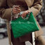 LV HANDLE POUCH MONOGRAM กระเป๋าสะพายกึ่งคลัชท์ สุดล้ำ ใหม่ล่าสุดมาแรงมาก ด้วยความสวยปังตั้งแต่แรกเห็น วัสดุหนังแกะปั๊มลายสวยคม มาพร้อมสาย 2 เส้น เลิศๆ มีสายโซ่ที่มีดีเทลละเอียดไม่ซ้ำ และสายสปอร์ตครอสบอดี้ ที่จะคล้องไว้ทั้งสองเส้นก็ดีงาม หรือสลับใช้ตามลุค