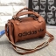 Adidas mini shoulder bag and messenger bag 2018 พร้อมส่ง กระเป๋าสะพายข้างแนว Sport วัสดุ pu หนังนิ่ม น้ำหนักเบาค่ะ ใช้ได้ทั้งด้านหน้าและหลังค่ะ ตัวกระเป๋าสกรีนโลโก้แบรนด์ เปิดปิดกระเป๋าแบบซิป ภายในโล่ง กว้างสามารถใส่มือถือได้ กระเป๋าสตางค์ใบเล็กได้ หรือขอ