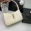 3สี VIP GIFT 】หนังแท้ Saint Laurent Le 5 à 7 Leather Hobo Bag รุ่นยอดนิยม รุ่นหายาก รุ่นที่สาวๆตามหา ใบนี้เลย!! สวยหรู กระเป๋าสะพายไหล่ ดีไซน์อยู่ทรง คลาสสิคแฝงความหรูด้วยโลโก้สีทองอร่ามโดดเด่น วัสดุหนังเรียบ สาวๆที่รออยู่ต้องรีบจัด รีบมีเป็นของตัวเองกันน