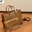 ORI | M.C.M MEDIUM MÜNCHEN TOTE IN VISETOS กระเป๋าโท้ทไซส์กลางจุได้เยอะ ใหม่ล่าสุด ใช้ได้ทั้งหนุ่มๆและสาวๆ รูปทรงคลาสสิค ดีไซน์เป็นเอกลักษณ์ แถมยังได้ใบลูกใส่ของจุกจิกได้อีก
