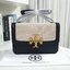 ของแท้ 💯% TORY BURCH ‘ELEANOR’ SHOULDER BAG กระเป๋าสะพายข้าง ไซส์กำลังน่ารัก วัสดุทำจากผ้าCanvas สลับหนังแท้ ฝาพับเปิดปิดด้วยแผ่นแม่เหล็ก มีช่องเล็กแยกอีกหลายช่อง ใส่โทรศัพท์ สมุดบัญชีได้