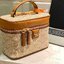 M.C.M HIMMEL VANITY CASE IN LAURETOS กระเป๋าทรงกล่อง มีหูจับด้านบน หนังสวยนุ่มมือ สวยงาม อะไหล่ทอง