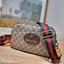 GUCCI NEO VINTAGE GG SUPREME MESSENGER BAG / GG neo vintage crossbody bag พร้อมส่ง กระเป๋าสะพายข้างตัวท็อปฮิต ทรงสวย ใช้งานง่าย โดดเด่นตรงสายสะพายสีสดใสเป็นเอกลักษณ์