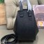 Loewe Hammock Bag / Loewe Small Hammock Leather Bag / กระเป๋าสไตล์แคชชวล มีจุดเด่นตรงการออกแบบทรงกระเป๋าให้ดูคล้ายกับเปลนอน ให้ความรู้สึกสบายๆ