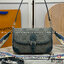 LV Diane Monogram Denim Bag กระเป๋าสะพายมัลติฟังก์ชั่นเดนิมสไตล์วินเทจ ปั้มนูนโลโก้ลายโมโนแกรม ดีไซน์ใหม่ ออกมาได้น่ารักน่าใช้มากๆ สียีนส์ซีดสวยมีเสน่ห์ มีสายมาให้ถึง 2 แบบ สายหนังคล้องไหล่ได้ และสายสปอร์ตครอสบอดี้ได้ ปรับเปลี่ยนใช้ตามลุคแต่ละวันได้เลย