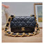 Chanel chunky chain bag in black สวยฟาดย้อนยุคความหรู ในราคาที่จับต้องได้ กับกระเป๋าสะพายไหล่ ไซส์กำลังสวย โดดเด่นด้วยสายสะพายโซ่สลับหนังเส้นใหญ่ ทนทาน ดูแพง