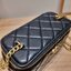 Chanel camellia vanity case bag พลาดไม่ได้เลยกับคอลสุดแซ่บ ดีไซน์ใหม่ 2023 นอกจากความคลาสสิคของรูปทรง ตัวอะไหล่ก็ยังปรับเพิ่มดีเทลความหรู