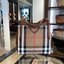 Burberry House Check Derby Canterbury Leather Tote / Burberry Tote Bag กระเป๋าถือหรือสะพายไหล่ วัสดุ canvas +หนังแท้ ภายในโล่ง มี1ช่องซิปและ2ช่องเล็กใส่ตังค์ใส่บัตร น้ำหนักเบา จุของได้เยอะ ครบจบใบเดียวทั้งเที่ยวและไปทำงานคุ้มสุดๆ ไม่ควรพลาดเลยค่า