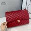 CHANEL MAXI CLASSIC 13.5" กระเป๋าสะพายทรงคลาสสิคใบใหญ่ จุของได้เยอะมากๆ งานสวยหรูมาแต่ไกล สวยงามไม่ผิดหวังค่ะ