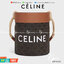 Celine Bucket Bag Canvas Original สำหรับ Collection นี้สะดุดตาด้วยหูสะพายที่มีความแข็งแรงถึงแม้จะใส่ของหนักก็ตาม สะท้อนความวินเทจผสมผสานดีไซน์กระเป๋าที่ทันสมัย ตอบโจทย์สาวหัวสมัยใหม่ที่เบื่อดีไซน์กระเป๋าสี่เหลี่ยมทรงเดิม ๆ แต่ก็ต้องการกระเป๋าที่มีดีไซน์สว