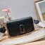 MARC JACOBS THE J MARC SHOULDER BAG คอลเลคชั่นใหม่ล่าสุด สวยฟาดกว่าใคร ใบไหนๆก็ต้องหลีก กับกระเป๋าสะพายไหล่สุดหรู รูปทรงใช้งานง่าย ดีไซน์เรียบ แต่แฝงไปด้วยความผู้ดี ดูแพง