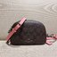 COACH 2628 MINI SERENA CROSSBODY IN SIGNATURE CANVAS ใหม่ที่สุด!! พร้อมส่งทุกสีเด็ด!! ย่อส่วนกระเป๋าสะพายคอลเลคชั่นยอดฮิต มินิเซเรนา ที่รับรองว่าน้องน่ารักม้ากกก!! ขนาดเล็กกุ๊งกิ๊ง แต่ดีเทลยิ่งใหญ่ วัสดุหนังแคนวาสเคลือบลาย เปิด-ปิดด้วยซิป สะดวกใช้ ภายในเป