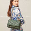 TORY BURCH FLEMING SOFT CONVERTIBLE SHOULDER BAG รุ่นหายากที่สาวๆตามหา มาพร้อมเสิร์ฟความสวยถึงบ้านไปเลยจ้า รอบนี้คัดสีสวยๆมาให้ได้ช้อปกันอย่างจุใจไปเลย กระเป๋าสะพายไหล่ หนังแท้นิ่มเต็มใบ สวยหรูดูแพง เปิด-ปิดด้วยตัวกดล็อคแน่นหนา สายสะพายในตัวปรับใช้ได้ 2 แ