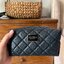 ด่วนมีจำกัด!! ใบน่ารักปุ้กปิ้ก กระเป๋าสะพายครอสบอดี้ CHANEL COSMETIC BAG ทรงสวย ด้านหน้ามีแผ่นโลโก้แบรนด์ สวยหรู เปิดปิดด้วยซิปมียาว ด้านในบุผ้าปั้มแบรนด์สีชมพูเข้ม