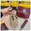 GUCCI GG canvas small crossbody bag กระเป๋าสะพายทรงใหม่เรียบง่าย ที่สุดของความคลาสสิค ด้านหลังมีช่องเก็บแต่งหนังปั้มแบรนด์สวยหรูโดดเด่น เป็น Unisex ใช้งานได้ทั้งชายหญิง