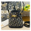 DIOR SMALL C'EST 17 cm / Dior bucket bag รุ่นใหม่สวยหรู ดูแพงมากค่ะ กระเป๋าสะพายบัคเก็ต รูปทรงคลาสสิค ใช้งานง่ายภายในโล่งกว้างมาก สวยมาก ควรมีค่า