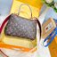 LV Cluny BB Monogram / LV Bag พร้อมส่ง กระเป๋าสะพายลายโมโนแกรมเปิดหน้า เป็นอีกรุ่นที่ขายดีมากเพราะใช้งานง่าย งานปั้มสวยเป๊ะปังตามรูป