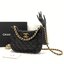 Chanel Hobo Bag / CHANEL Casual Style Leather Party Style กระเป๋าสะพายทรงสวยมากค่ะ รุ่นตามหา เป็น every look ได้หลายโอกาส อะไหล่ทองหรูหรา