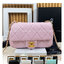 CHANEL FLAP BAG Pearls & Gold-Tone Metal กระเป๋าสะพายดีไซส์คลาสสิคหนังแท้แต่งมุก เกรดออริ สลับแท้ 1:1 ใช้งานต่างประเทศได้ ภาพถ่ายจากงานขายจริง