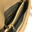 TORY BURCH KIRA QUILTED SMALL BAG พร้อมส่งที่ไทย ไม่ผิดหวังแน่นอนค่ะ! กระเป๋าหิ้วหรือสะพายข้างได้ วัสดุหนังแกะแท้ทั้งใบ ((หนังแกะจะมีคุณภาพดีเงานิ่มและแพงกว่าหนังวัวจ้า)) หนังนิ่มสวยงามมากๆค่ะ เปิดปิดกระเป๋าแบบหมุนล็อคแบบโลโก้แบรนด์ ใช้อะไหล่คลาสสิคดูหรูเ