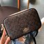 ใครที่รออยู่ห้ามพลาดเลยจร้าา! COACH JES CROSSBODY IN BLOCKED SIGNATURE CANVAS ((1767)) พร้อมส่งอีกครั้ง สินค้าขายดี กระเป๋าสะพายครอสบอดี้ร์หรือสะพายข้างได้ หนังแท้อย่างดีค่ะ 🔺สีหนังของรุ่นนี้ผสมกันได้ลงตัวดูดีมากๆทีเดียวค่ะ กระเป๋าแบบ2ช่องซิป ภายใ