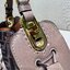 Fendi Pomodorino mini FF leather bag / FENDI FF mini bag รุ่นลิมิเต็ด หายาก ขนาดกำลังสวย ดีไซน์ทรงไม่ซ้ำใคร เก๋ๆตรงดีเทลรูดเก็บปากกระเป๋า วัสดุหนังแคนวาสเคลือบลาย มาพร้อมหูจับในตัว และสายครอสมีมาให้ ปรับได้เล็กน้อย ภายในโล่งกว้าง ใส่ของจำเป็นได้ครบ ใบจริง