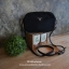 รุ่นใหม่ ที่ใครหลายคนรอคอยคะ กระเป๋าทรง mini crossbody จากงานพรีเมี่ยมกิ้ฟแบรนด์ดัง PRADA วัสดุ Nylonสุดหรูอย่างดี สามารถกันน้ำได้ ทั้งใบ ขนาดกำลังดีน่ารัก🐰 ด้านในมีช่องแบ่งใส่ของใส่ของจุกจิกได้ ใส่โทรศัพท์ได้ทุกรุ่น คสอ. ใช้แล้วสวยมากๆ อะไหล่ทองป