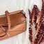 LOEWE CROSSBODY BAG VIP GIFT WITH PURCHASE GWP (**Size M**) กระเป๋าถือหรือสะพาย Limited จาก LOEWE PERFUME DUTY FREE วัสดุ Calfskin หนังแท้หนังสวยอยู่ทรงขนาดกำลังดีน้ำหนักเบา เปิดปิดด้วยซิป ภายในโล่งกว้างสามารถใส่กระเป๋าสตางค์ มือถือ ของใช้ได้เยอะ ด้านหลัง